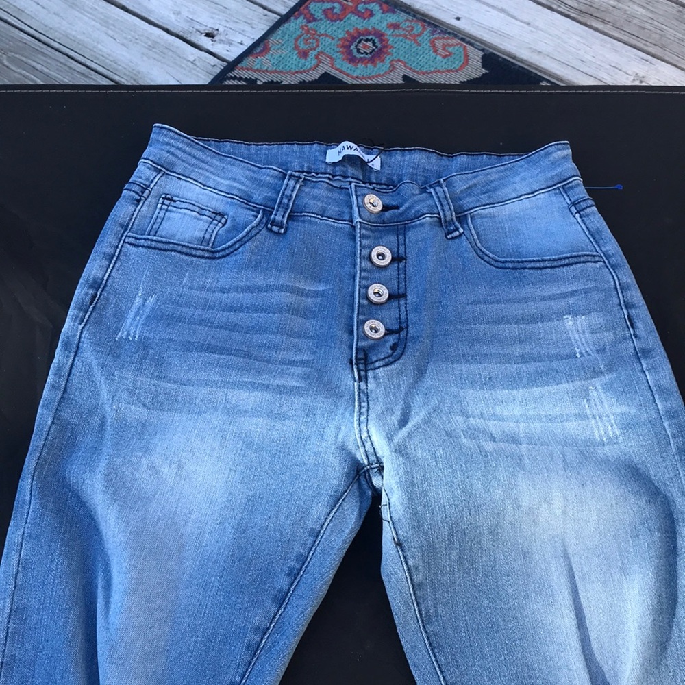 Hawalili jeans size 28 new with tags
